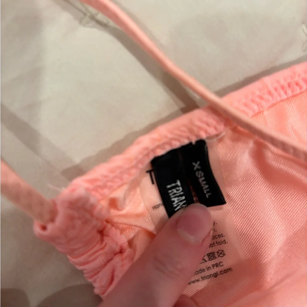 Triangl Vinca Pink Lemonade XS top and SMALL bottom - Picture 7 of 9